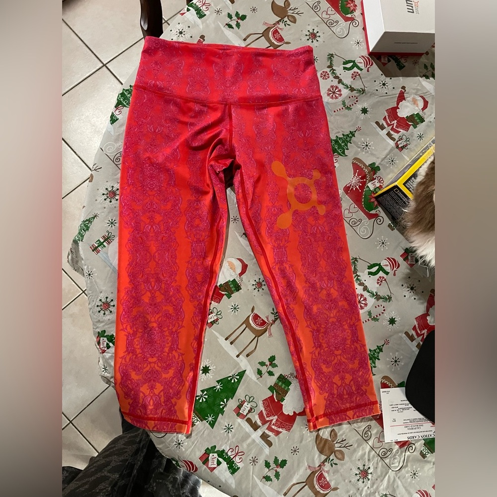 Orangetheory leggings & cap